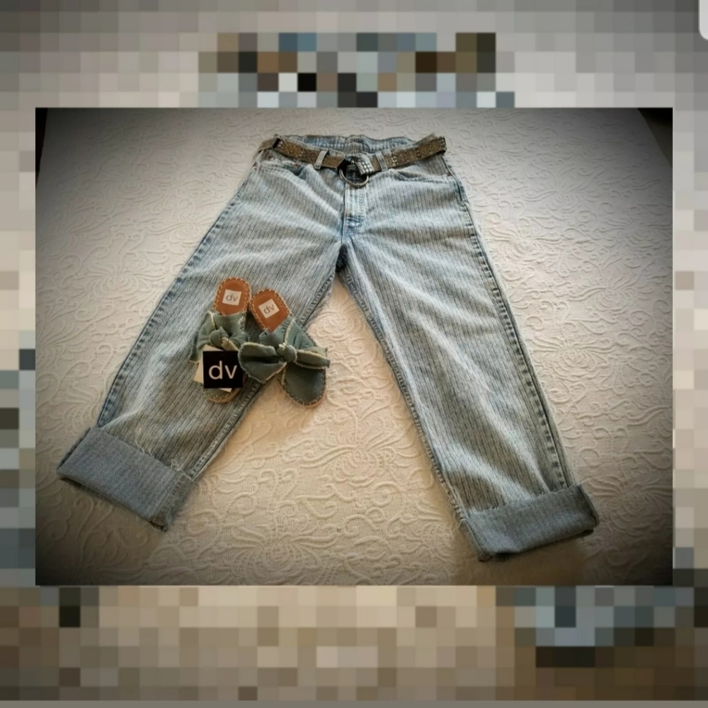 Vintage Levi's 550 white wash striped 32" cropped Jeans Pants Women